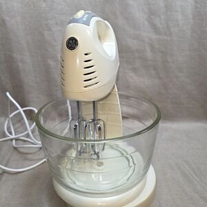 Retro Beige GE Hand/Stand Mixer & Glass Bowl  And Beaters Vintage